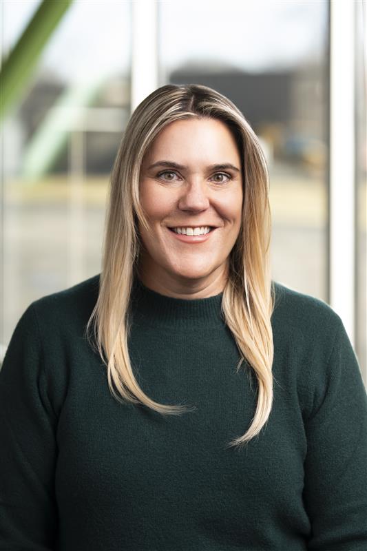 Bridget Lynch Headshot